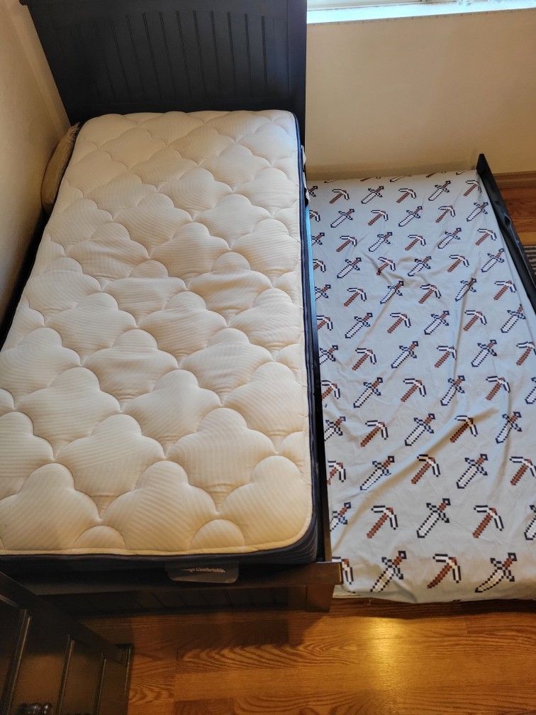 Twin Bed With Trundle 
