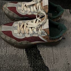 Gucci Shoes 