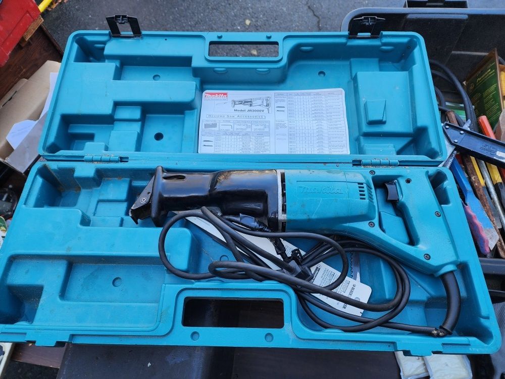 Makita Reciprocating Saw
