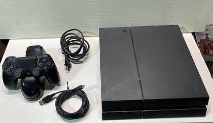 Sony PlayStation 4  500gig Console with Controller and Cables