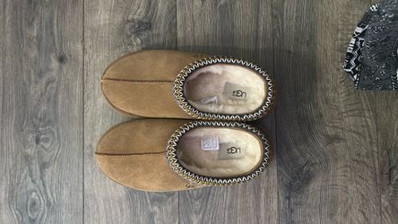 Women’s Tasman Uggs Chestnut Size 7