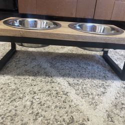 Pet Food/Water Bowls $10