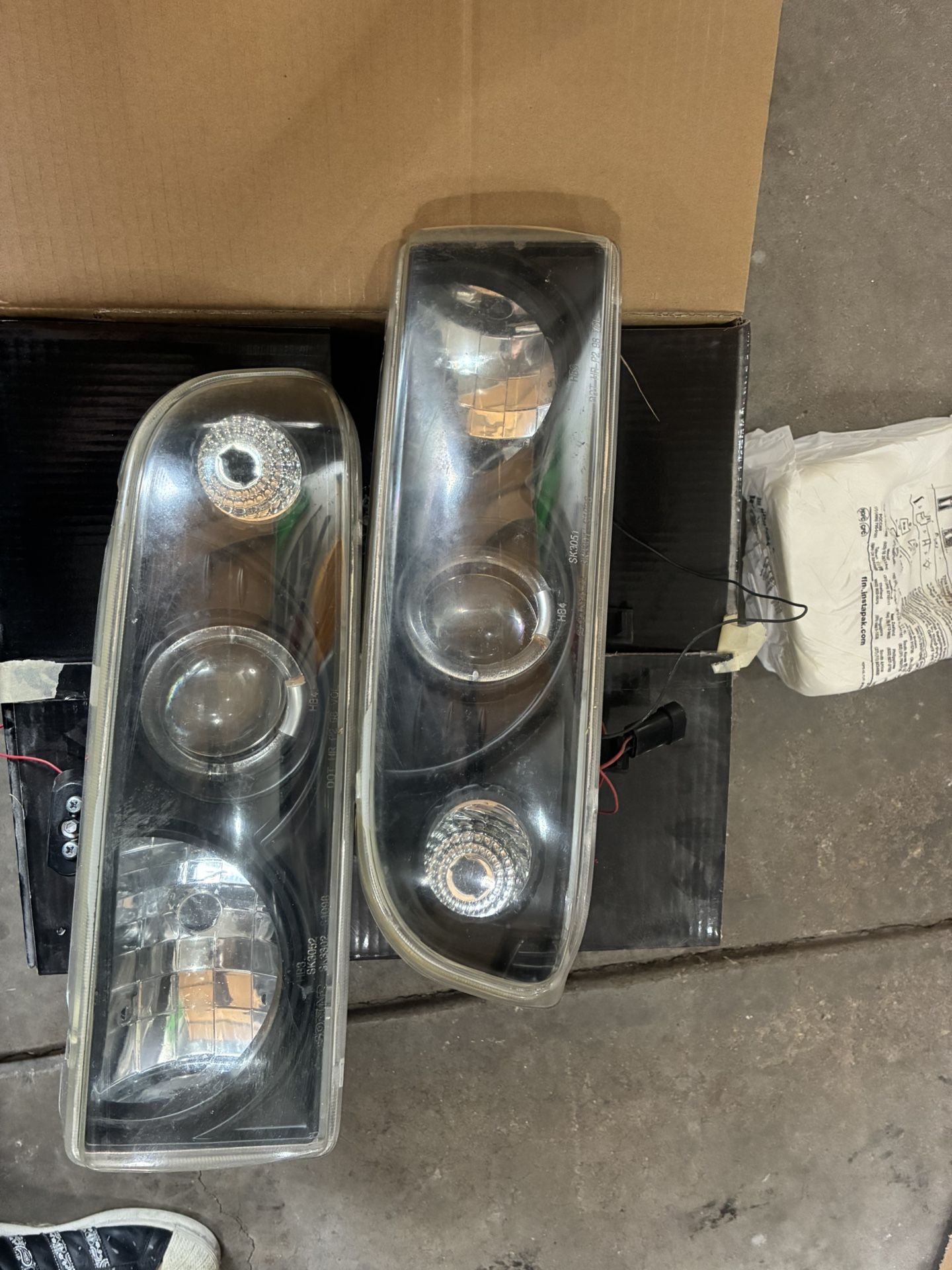 Chevy Blazer Head Lights