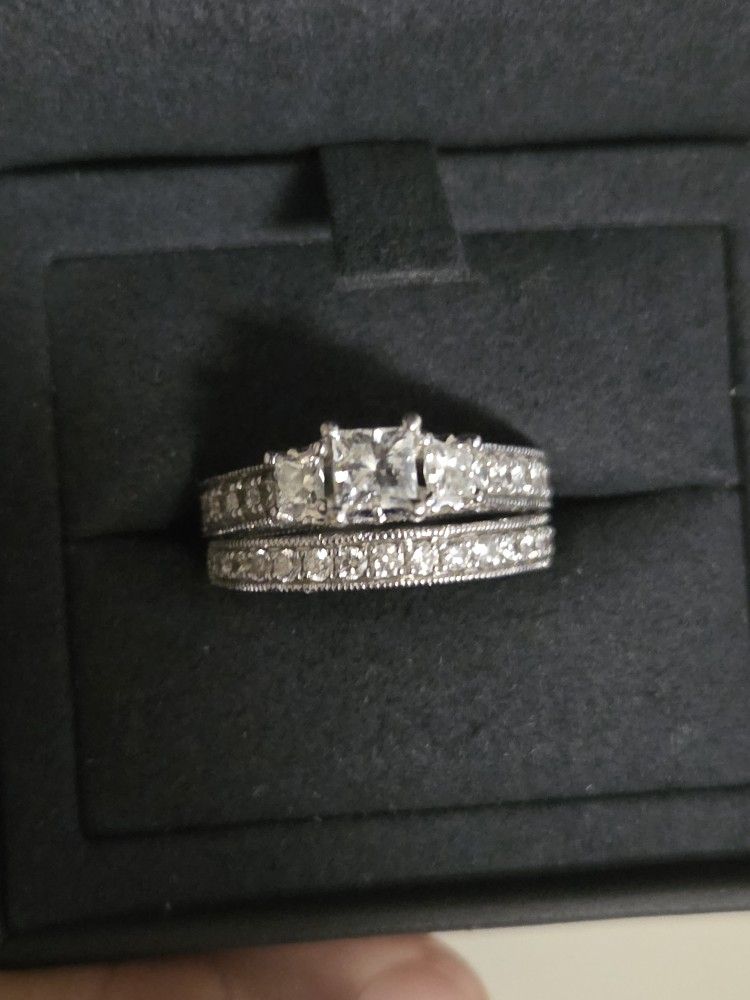 2.7 CT 3 Stone Vera Wang Rare Wedding Set