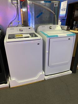 Samsung white washer and dryer set