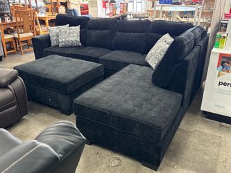 BRAND NEW Black Sectional with Ottoman
