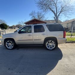 GMC Yukon 