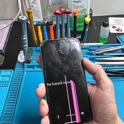 iPhone 11 Pro Screen And Lcd Replacement $65