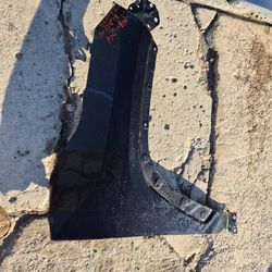 Toyota Rav4 Right Fender Oem