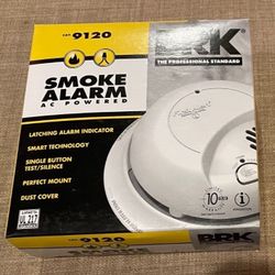 BRK Smoke Alarms Set 5 New AC Powered 9120