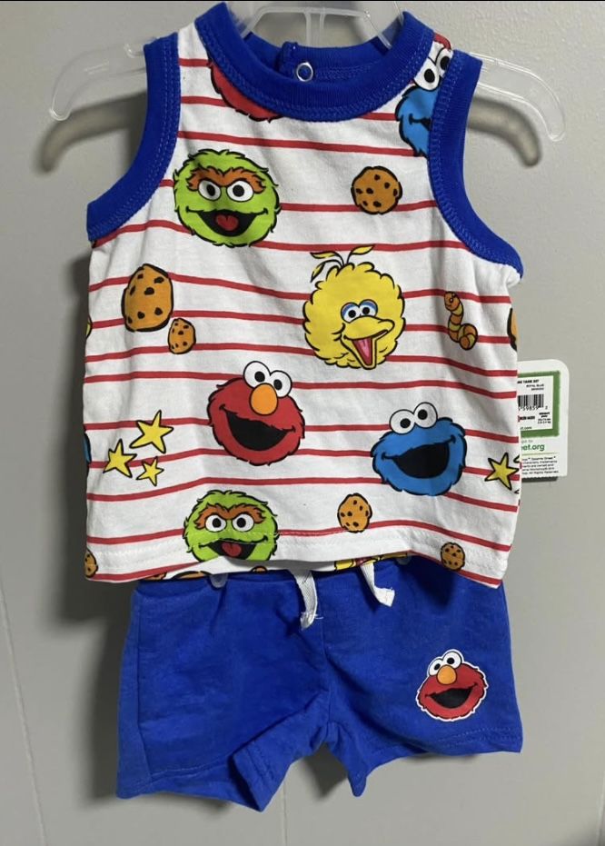 New Sesame Street Infant Boys White Elmo Muscle T-Shirt & Shorts Outfit Set NB tags on
