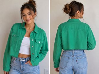 Steve Madden Women’s Green Cropped Denim Jacket Size M Raw Hem Button Front