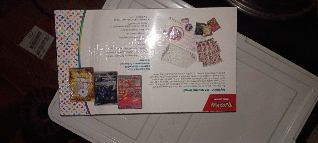 Pokemon Ultra-premium Collection