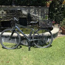 Evo Grand Rapids 3 Hybrid Bicycle