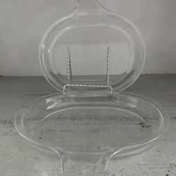   Set of 2 vintage Pyrex clear single servings dishes #600-b  with handles. Can also be used for cooking in microwave, conventional or convection oven