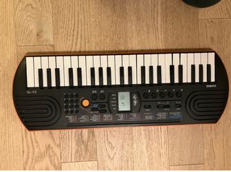 Casio SA-76 Mini Keyboard