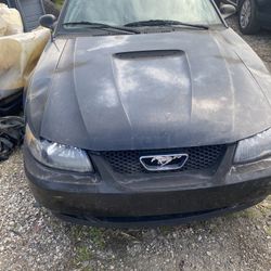 2000 Ford Mustang