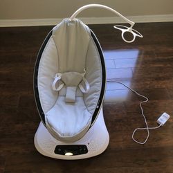 4moms MamaRoo Multi-Motion Baby Swing, Bluetooth Baby Swing with 5 Unique Motions