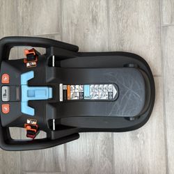 UppaBaby Car Seat and Base