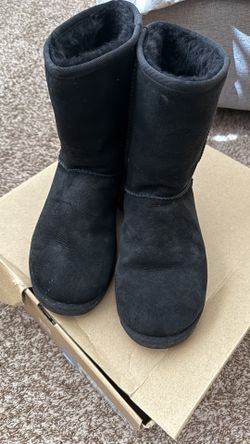 UGG Black Boots Size 9 Excellent Condition 