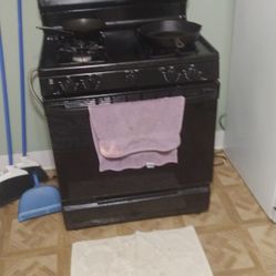 General  Electric Gas Stove