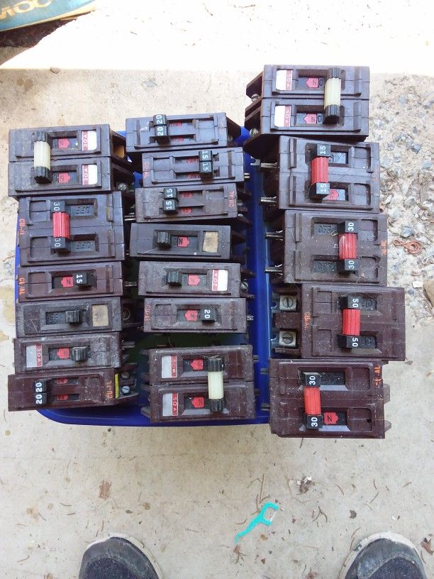 Wadsworth Circuit Breakers 