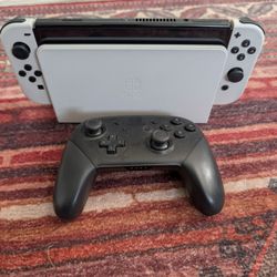 Switch OLED with Pro Controller 
