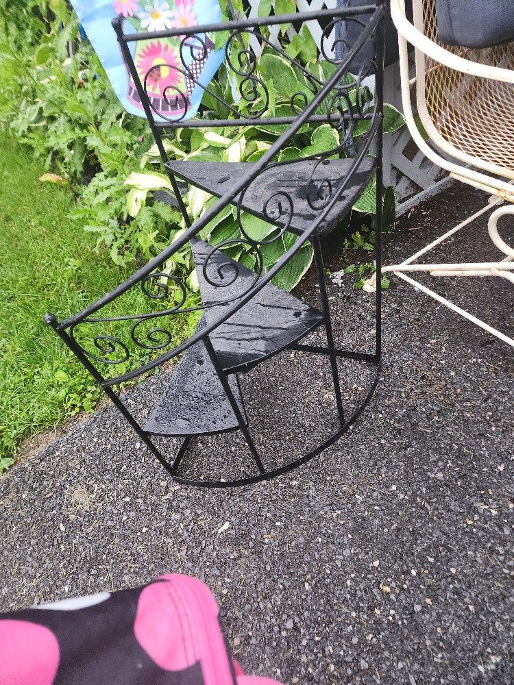Corner Plant Stand