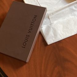 Authentic Louis Vuitton Strap NEW 48” long x 1” Wide w/original box for  Sale in Irvine, CA - OfferUp