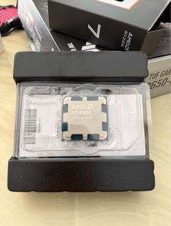 AMD Ryzen 7 8700F PC CPU