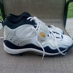 Mens Nike White/black High Top Cleats Size 10.5