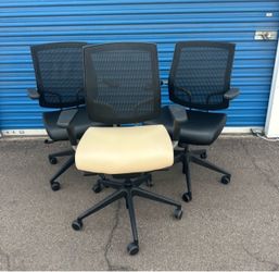 SitOnIt Seating office chairs excellent condition qty 30