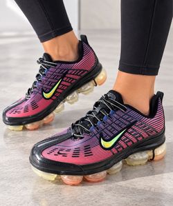 Nike Air VaporMax 360 Sneakers size 8