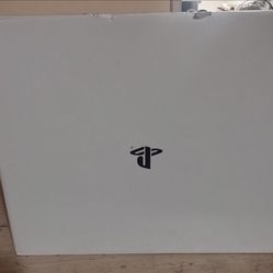 ps5 Slim. CFI 2115  848.0GB y un juego