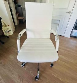 Desk chair