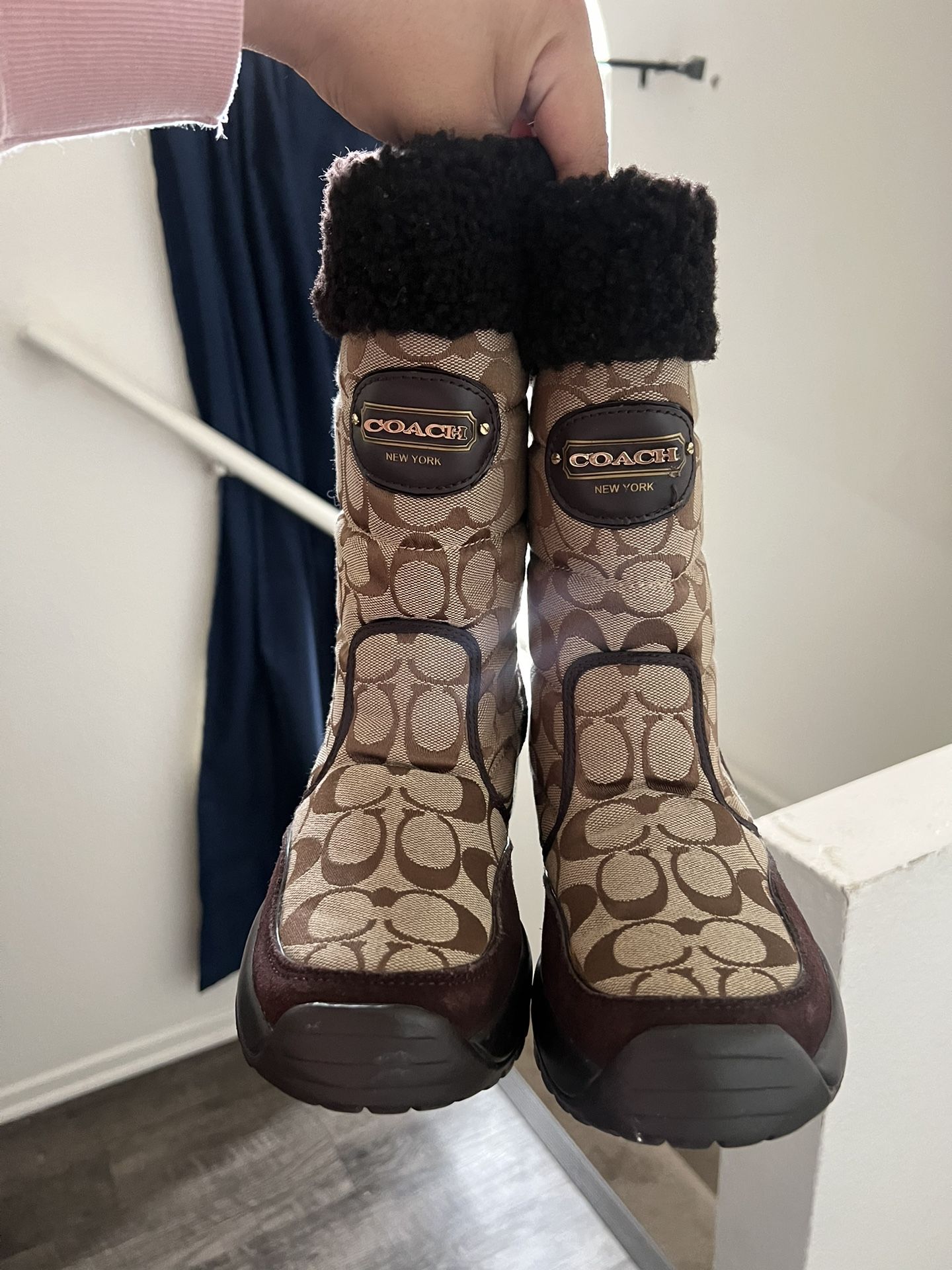 Vintage Coach Snow Boots