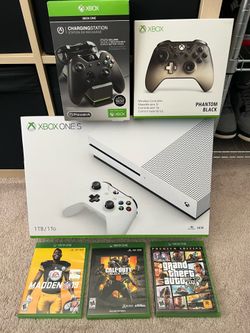 XBOX ONE S 1TB 4K BLU-RAY HDR