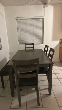 Dinning table set