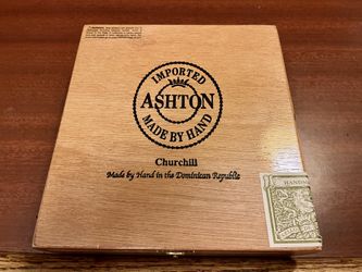 Ashton Churchill Cigar Box
