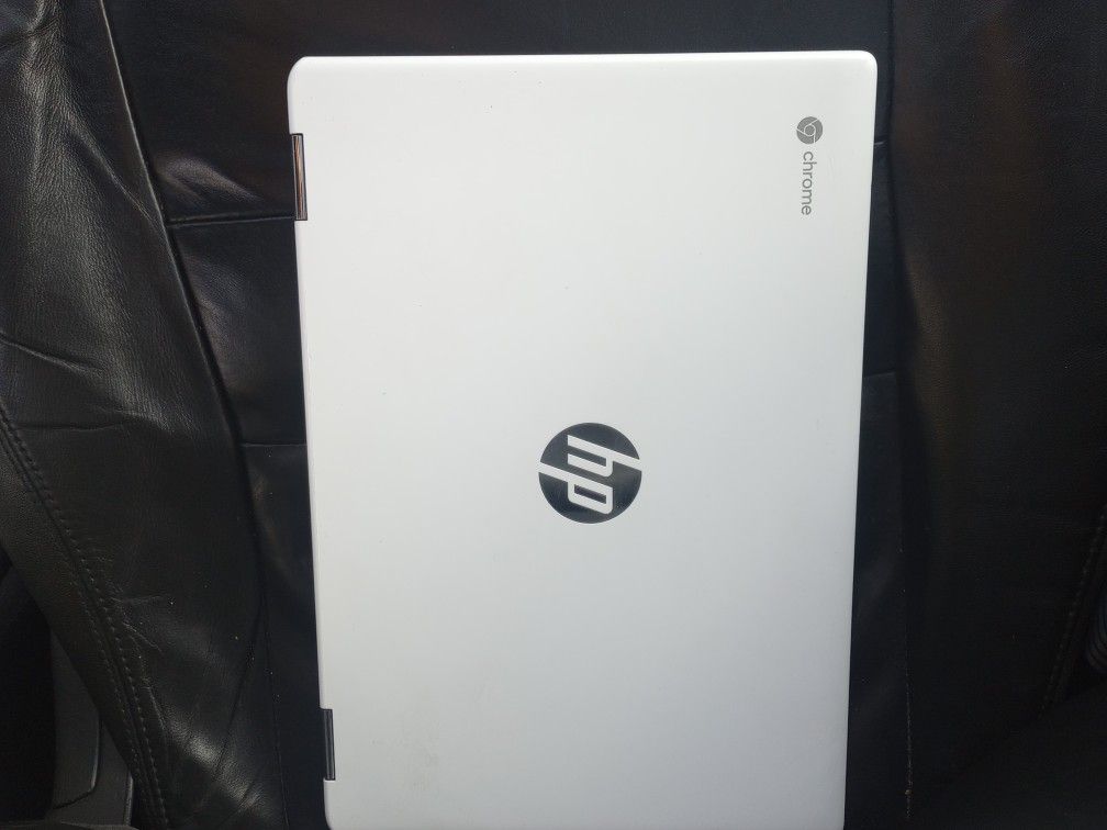 HP Chromebook 360 White Cracked Screen But Works