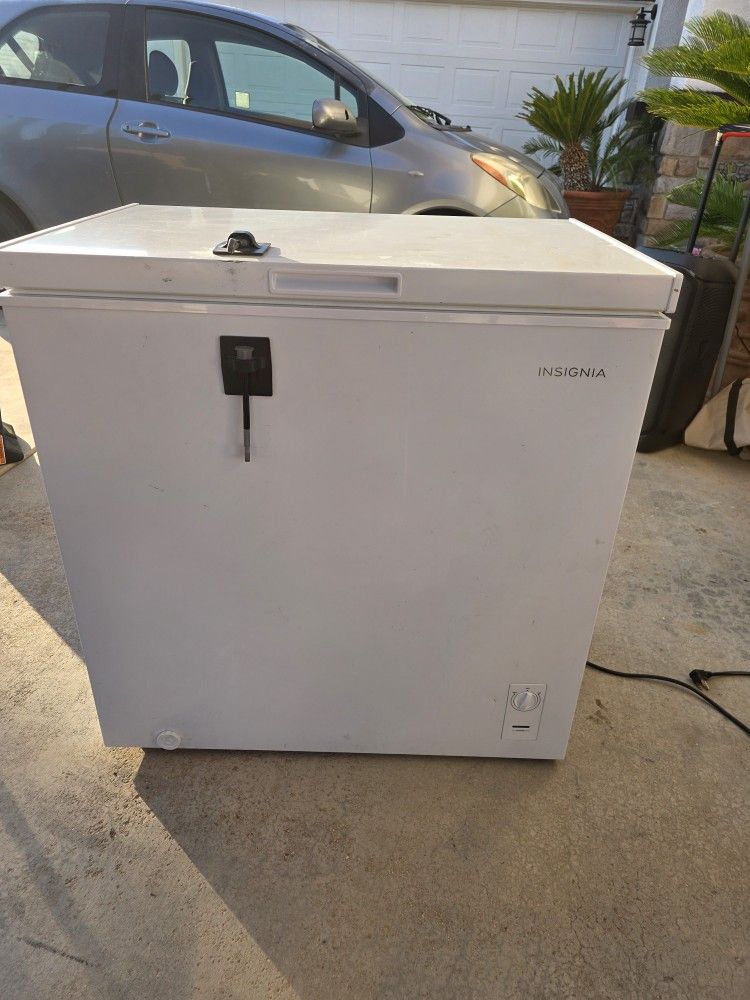 7.0 Deep Freezer