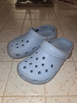 Crocs  size 1 youth