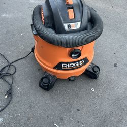 RIDGID 14 Gal. 6.0 Peak HP NXT Shop Vacuum