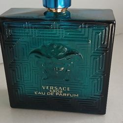 Versace Eros Eau De Perfume 200 ml ( 6.7) . The biggest bottle