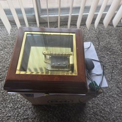 Mr. Christmas Disc Player With 16 Discs