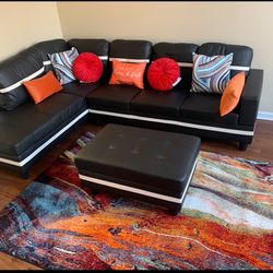 Black And White Sectional Couch And Ottoman 