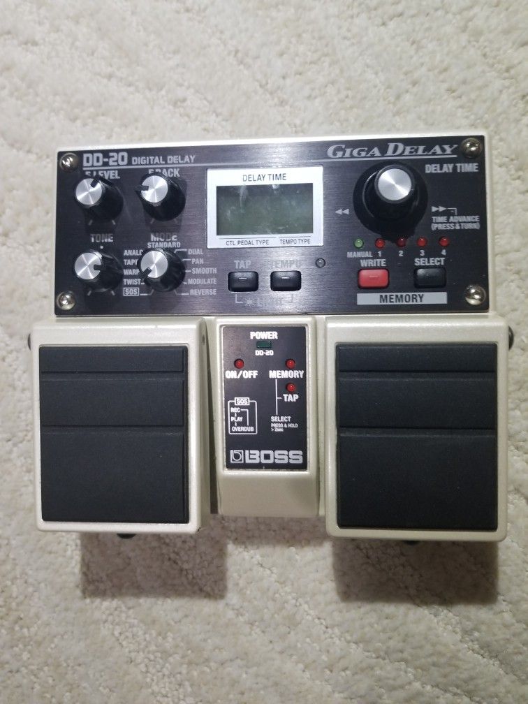 Boss DD-20 Giga Delay Pedal $80