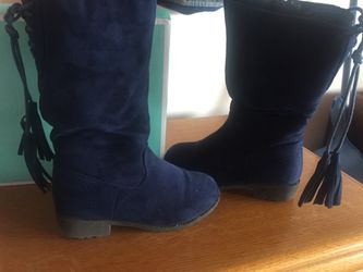 Size 11 girl’s blue boots
