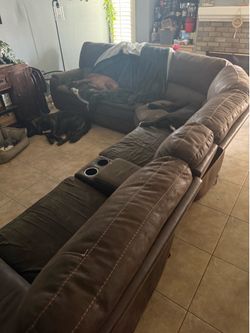 Free Sectional