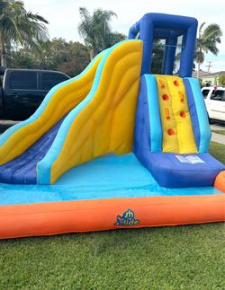 Splash and slide kids pool inflatable